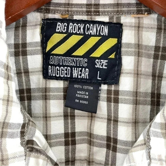 Big Rock Canyon Rugged Wear Long Sleeve Plaid Button Down Men's Size L 8103 - Picture 8 of 9